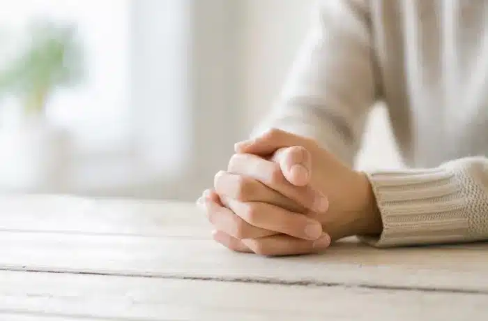 Frases de Coragem Para Quem Precisa Tomar Decisão Difícil: Um Guia Interno